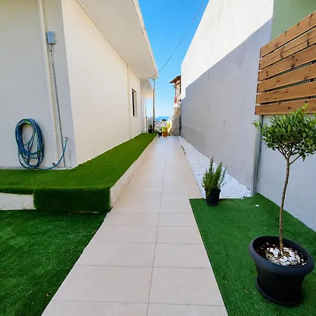 Canvas Nest Corinth- Sea & View Apartman